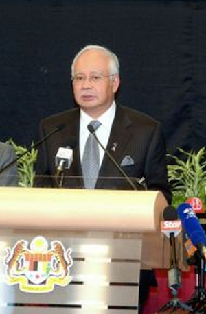 malaysia minister satellite malaysian government prime wants website china data